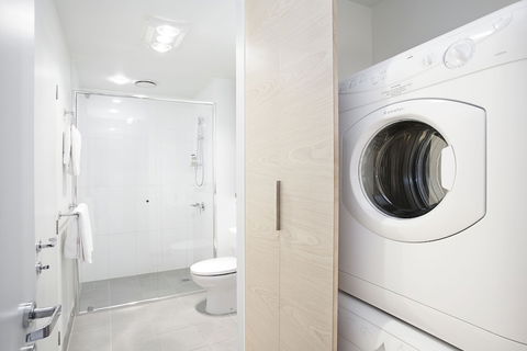 Adara St Kilda - Hotel WA 5