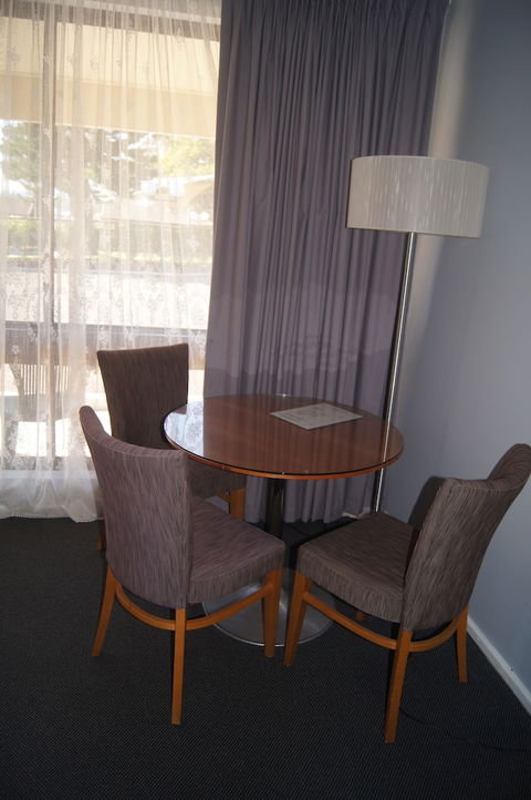 Old Maitland Inn - Hotel WA 4