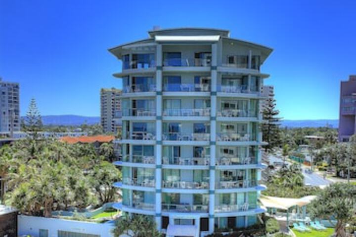Surfers Paradise QLD Hotel WA