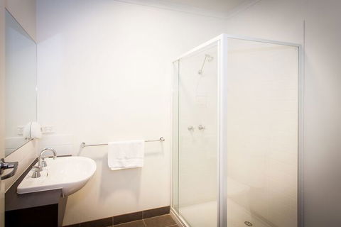 The Island Accommodation - Hostel - Hotel WA 6