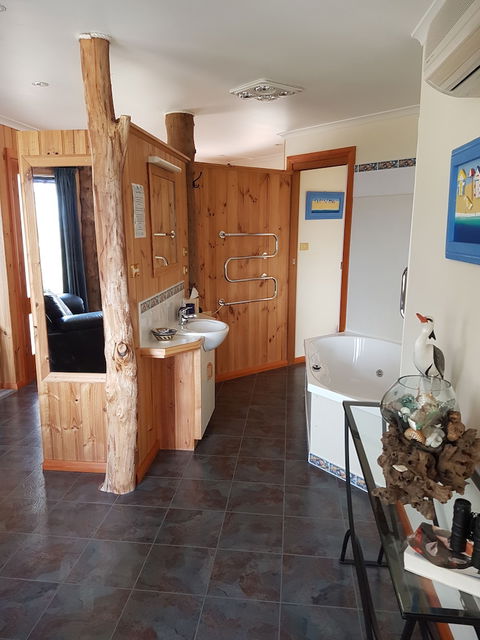 Bed In The Treetops Bed & Breakfast - Hotel WA 4