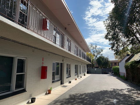 Hello Adelaide Motel And Apartments - Hotel WA 5