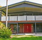 Red Door Beach House Marcoola Beach PET FRIENDLY FOXTEL WIFI 500 BOND Linen Supplied - Hotel WA