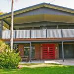 Red Door Beach House Marcoola Beach PET FRIENDLY FOXTEL WIFI 500 BOND Linen Supplied - Hotel WA 0