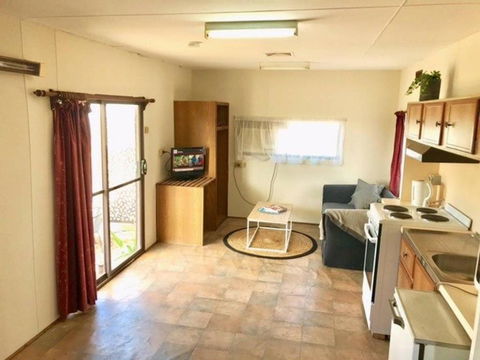 Cute Private Studio Flat With AIRCON! - Hotel WA 4