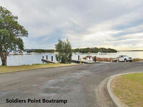 Soldiers Point Road Kooyonga 1 211 - Hotel WA 3