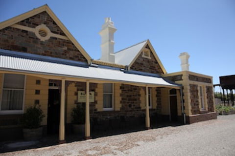 Burra Railway Station Bed & Breakfast - Hotel WA 0