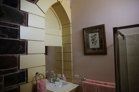 Burra Railway Station Bed & Breakfast - Hotel WA 6