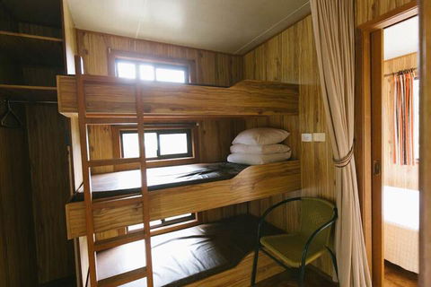 Wonboyn Cabins & Caravan Park - Hotel WA 3