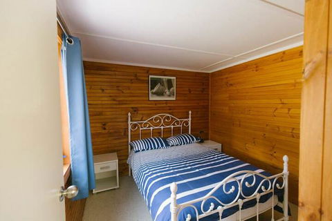 Wonboyn Cabins & Caravan Park - Hotel WA 5