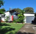 10 Double Island Drive Modern family home centrally located swimming pool  outdoor area - Hotel WA