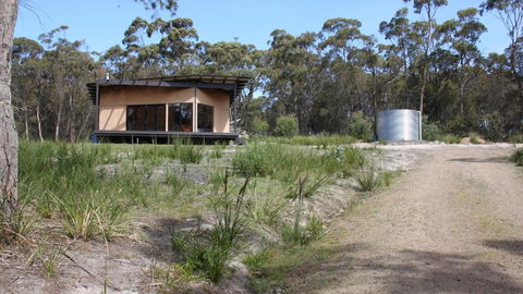 BAY Of FIRES ECO HUT Off Grid Experience At Binalong Bay - Hotel WA 1