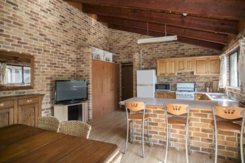 75 River Rd Tabourie Hideaway - Hotel WA 6