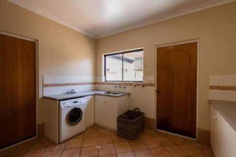 Maidstone Executive Residence - Hotel WA 7