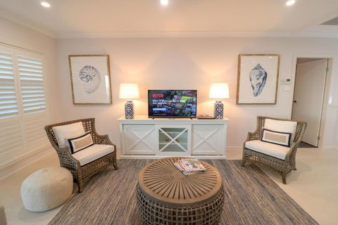 Illaroo At Catherine Hill Bay - Hotel WA 3