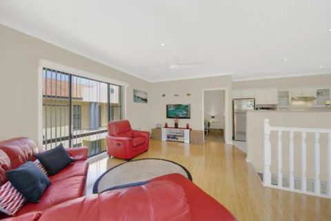 Seychells Toowoon Bay - Hotel WA 4