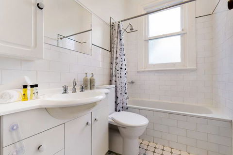Drummoyne 3 Bedroom Home (62ALE) - Hotel WA 2