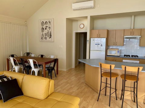 Sheoak Holiday Home - Hotel WA 5