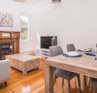 Beautiful Pre-loved Ashfield 4 Bedroom Home - Hotel WA
