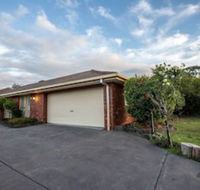 Quiet  Peaceful 3bed2bath Home keilor Downs - Hotel WA