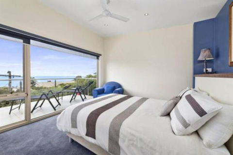 SEA SPECTACULAR Seconds From The Beach! - Hotel WA 3