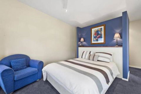 SEA SPECTACULAR Seconds From The Beach! - Hotel WA 4