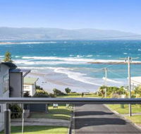 SEA SPECTACULAR seconds from the beach - Hotel WA