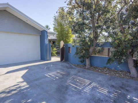 Conley Ave 8 Pet Friendly OUTSIDE Only - Hotel WA 4
