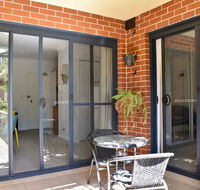 Quiet 1 Bedroom Flat in Concord - Hotel WA