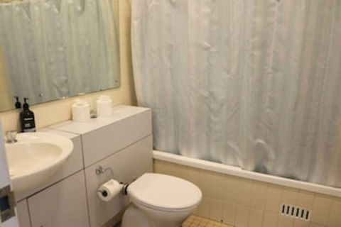 Cosy Newtown Studio Apartment With Swimming Pool - Hotel WA 4