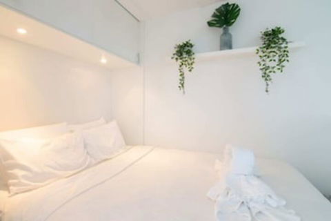 Bright 1 Bedroom Studio With Amazing City Views - Hotel WA 0
