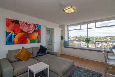 Bright 1 Bedroom Studio With Amazing City Views - Hotel WA 3
