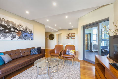2 Bdrm North Sydney With Harbour Views - Hotel WA 3