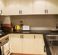 Erko Home in The Middle of The Action With Parking - Hotel WA