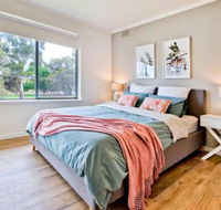 2 Bedroom Apt in Glenelg With Air Con - Hotel WA