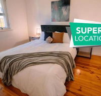 A Wave Away at Glenelg Cosy Unit Near The Beach - Hotel WA