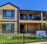 Black Duck - Hotel WA