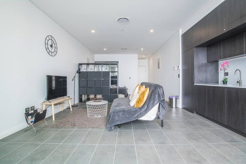 Home With Convenient Location! Close To Train&cbd - Hotel WA 6