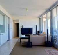 Spacious One Bedroom Apartment With Large Balcony - Hotel WA
