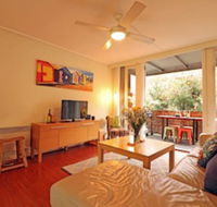 Colour Pop - Rejuvenate Stays - Hotel WA