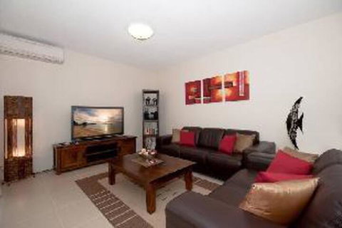2 Bedroom Apartment Kiah Unit 16 / 53 Victoria Parade - Hotel WA 2