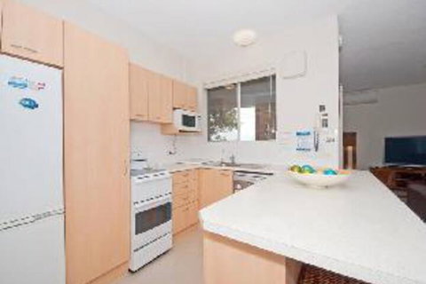 2 Bedroom Apartment Kiah Unit 16 / 53 Victoria Parade - Hotel WA 4