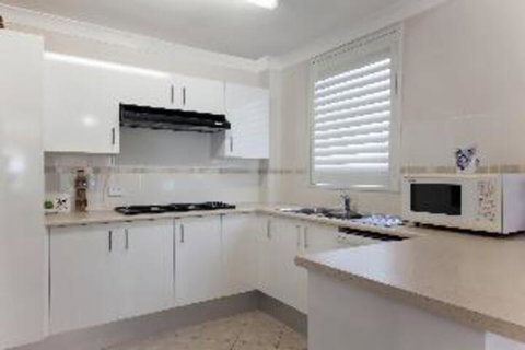 2 Bedroom Apartment Kamilaroi - Hotel WA 4