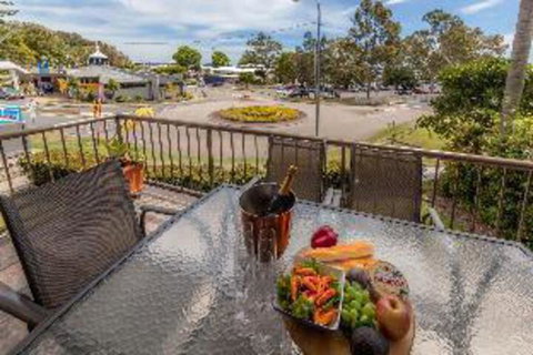 3 Bedroom Apartment Tradewinds Unit 3 - Hotel WA 0