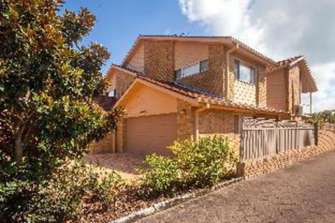 3 Bedroom Villa Moy At Nelson Bay 2 / 30 Thurlow Avenue FREE WIFI - Hotel WA 2