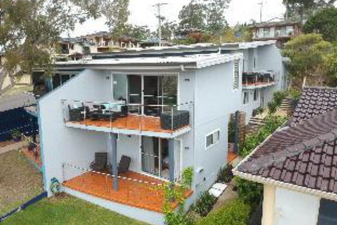 3 Bedroom House Government Road 117a Pollys View FREE WIFI & PET FRIENDLY - Hotel WA 2