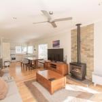 Aspect 1 / 8a Poly Cow Lane - Hotel WA 0