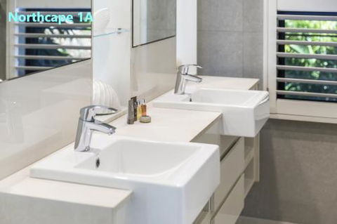 NEW Northcape 1 Ocean Front 2 Bedroom Choose Between 2 Properties - Hotel WA 3