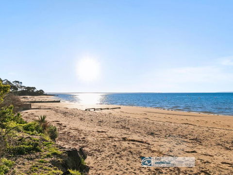 8 Broadwater Court Cowes - Hotel WA 3
