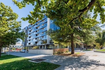 Accommodate Canberra Midnight Apartments - Hotel WA 1